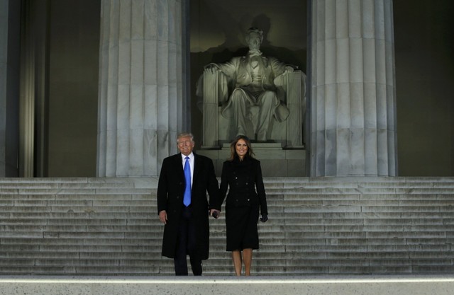 Трамп сегодня принесет президентскую присягу