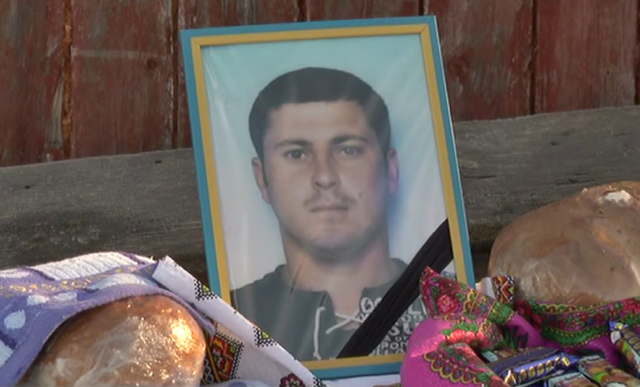 "За нього люди йшли": На Кіровоградщині провели в останню бійця танкової бригади