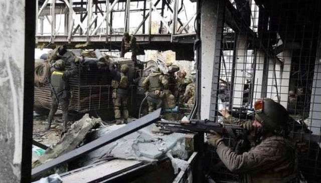 Бутусов рассказал, как «киборги» покидали Донецкий аэропорт