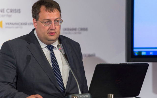 "Покушение" на Геращенко. Почему нас считают идиотами?