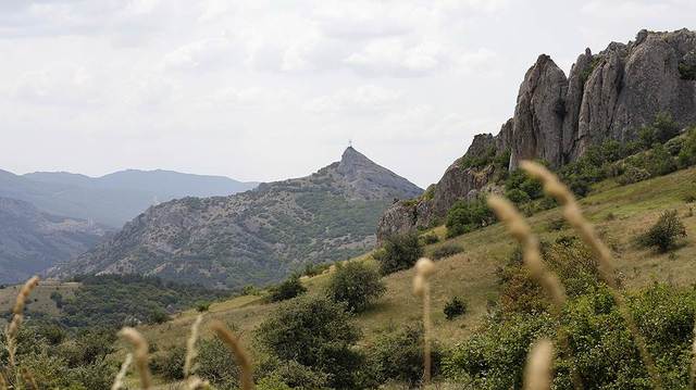 Оккупанты в Крыму массово изымают землю у населения