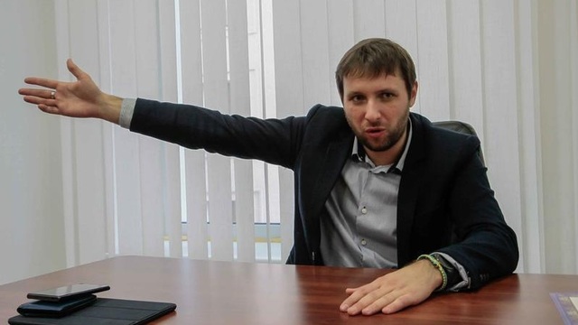 Порошенко был или депутатом, или чиновником. Когда создал бизнес-империю? - Парасюк