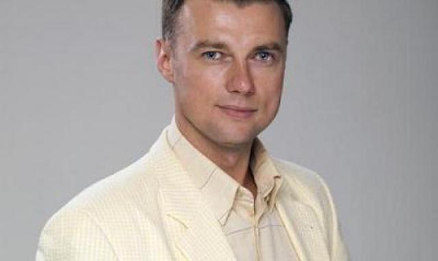 Народний депутат виграв суд у Гройсмана