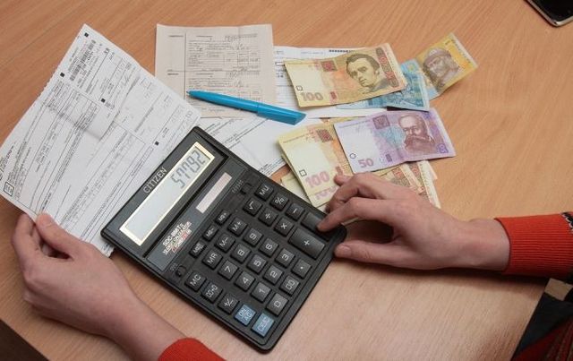 Коммунальный бунт: украинцы не хотят платить за газ и отопление