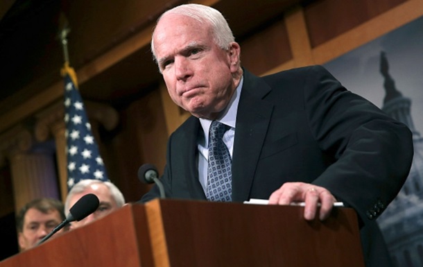 Маккейн призвал Трампа дать Украине оружие