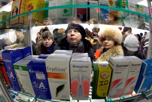 Почему пока не упали цены на лекарства