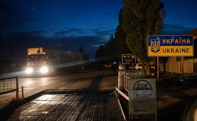 С Донбасса в сторону РФ направились 10 автомобилей с надписью «Груз 200»