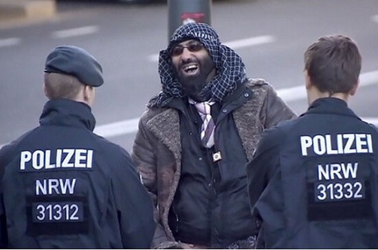 Бежавший из России полковник ФСБ раскрыл тайну шокирующей спецоперации Кремля в Европе длинной в 15 лет