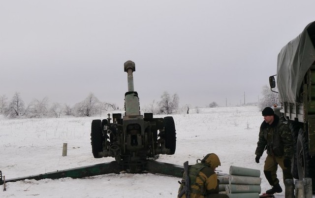 Обстрел Авдеевки боевиками: ранены двое мирных жителей