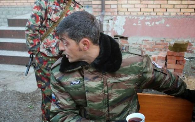 Ликвидация проводится крайне эффективно. Некоторые деятели, готовясь к ней, сразу сделают десяток петухов из фекалий - блогер