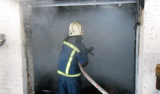 Меблева фабрика горіла у Полтаві