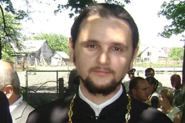 Священника-звезду шоу "Голос країни" уличили в "зраде"