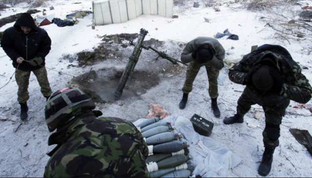 Боевики полили огнем Красногоровку. У людей тряслись руки от страха