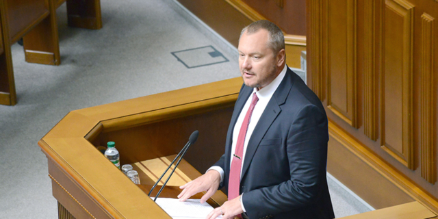 Артеменко отказался сдавать мандат – нардеп