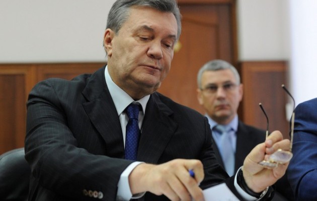 Во время Майдана Янукович планировал сбежать с войсками на Донбасс, — экс-глава МВД