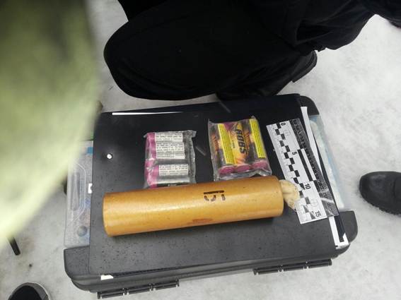 В Киеве парень пытался пронести взрывпакет в правительственный квартал