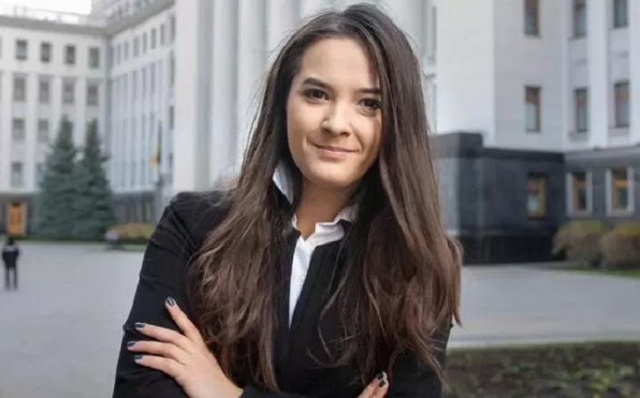 В Раде вспыхнула секс-перепалка нардепов с министрами из-за 27-летней замминистра Насалика