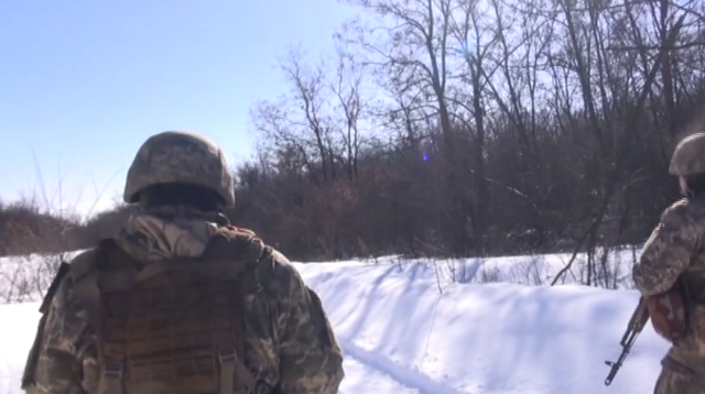 Террористы целые сутки вели ураганный огонь. В ВСУ много раненных