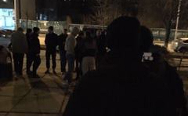 Активисты приехали домой к главе Соломенского суда