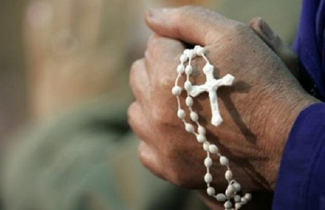 Хтива віра. Священик-сепаратист полюбляє шмагати батогом повій та забавлятися секс-іграшками