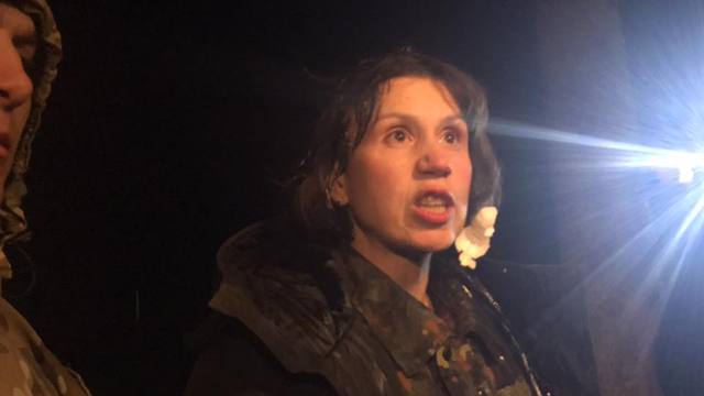 Народна депутатка Тетяна Чорновіл назвала блокадників путінськими прихвостнями, після чого отримала по обличчю