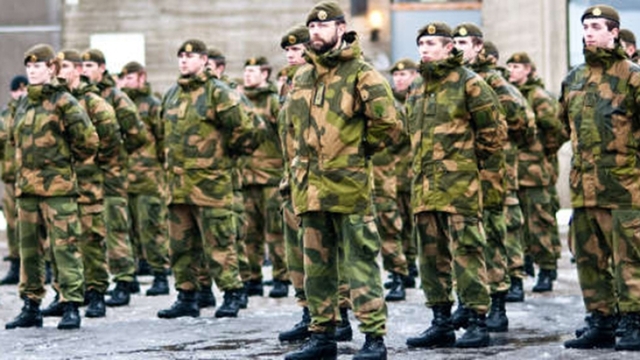 В РФ военных с опытом боев на Донбассе вербуют для отправки в Сирию