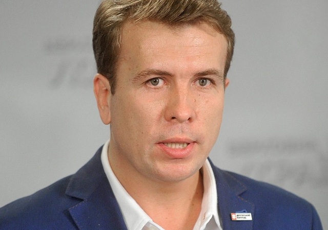 Нардеп из Депутатского контроля Руденко покупал голоса депутатов ВР за российский деньги?