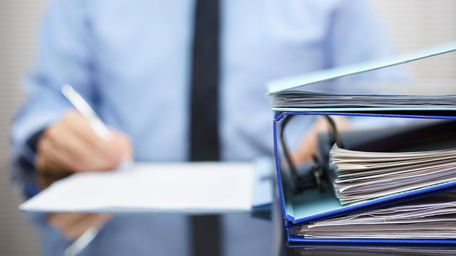 Демчина просит НАБУ проверить его е-декларацию и допросить журналистов