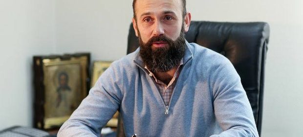 Артур Емельянов, скандальный судья, купил всех кого стоило и готов вернутся