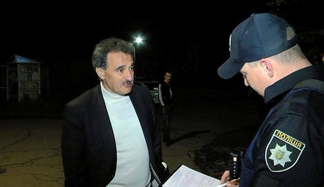 Судья, попавшийся на нетрезвом вождении, оправдал прокурора, подозреваемого в том же