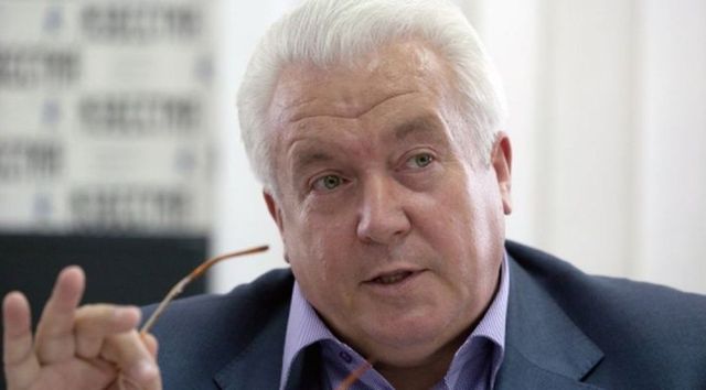 Друг Азарова взорвал соцсети постом о марихуане