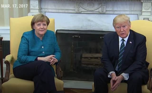 Трамп отказался пожать руку Меркель