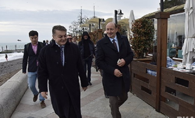 Визит европейских политиков в Крым: стали известны имена