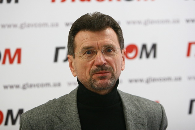 Сугоняко: Украиной управляют психически больные люди