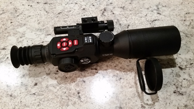 В США арестован украинец за незаконный вывоз ночных прицелов и тепловизоров