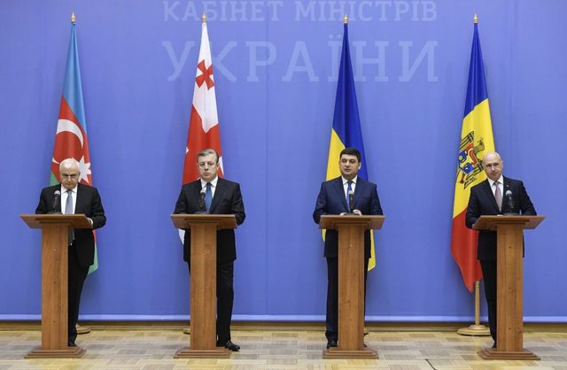 Украина таки возрождает союз жертв российской агрессии