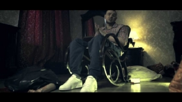 Друг Моторолы решил снять клип на руинах Донецкого аэропорта