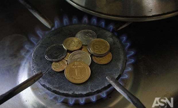 Нацкомиссия попробует "впихнуть" абонплату за газ в субсидии. Все остальные должны будут платить