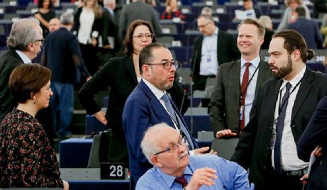 Хто голосував проти українського безвізу? Повний список