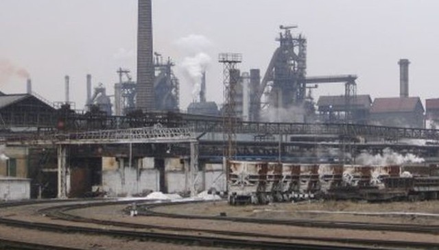 Захарченко запускает завод на родине Януковича