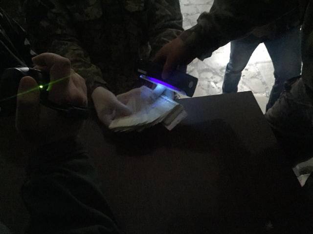 Экс-бойца «Донбасса» поймали на горячем – давал взятку прокурору