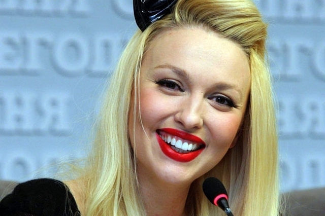 Полякову обвинили в пророссийской позиции. У певицы исчерпывающе ответили на нападки