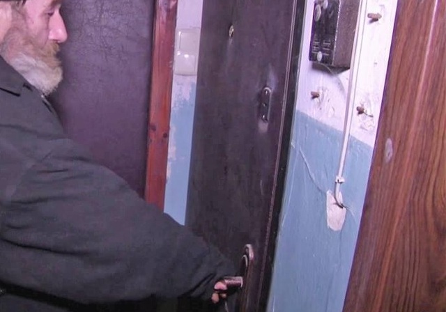 Пам’ятаєте Олександра Кучерявенка, якого на 3,5 роки зробив безхатьком суддя Солом’янського райсуду Києва Олександр Бобровник?