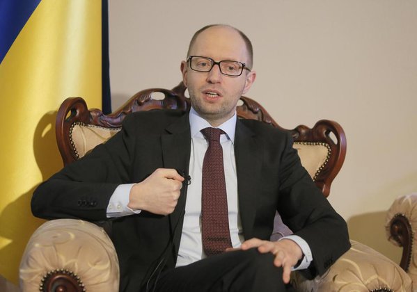 Яценюк списал свою дисертацию