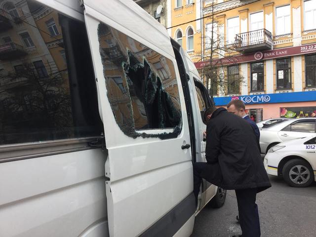 Появились подробности стрельбы около Золотых ворот в Киеве