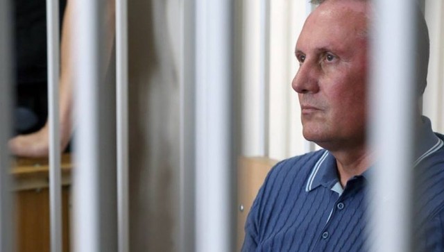 Ефремову продлили арест