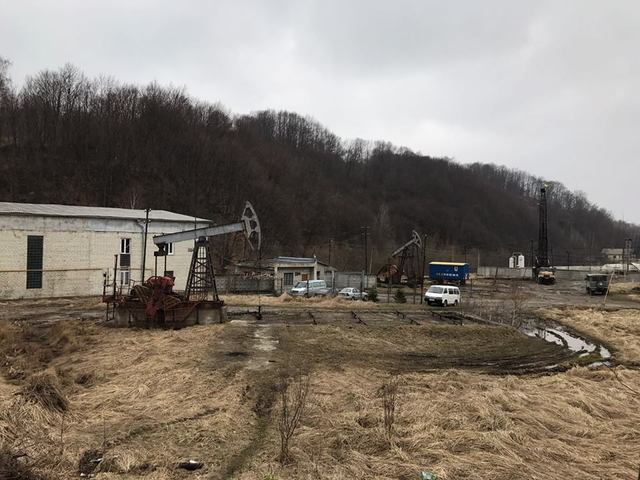 Укрнафта будет продавать имущество для погашения долгов