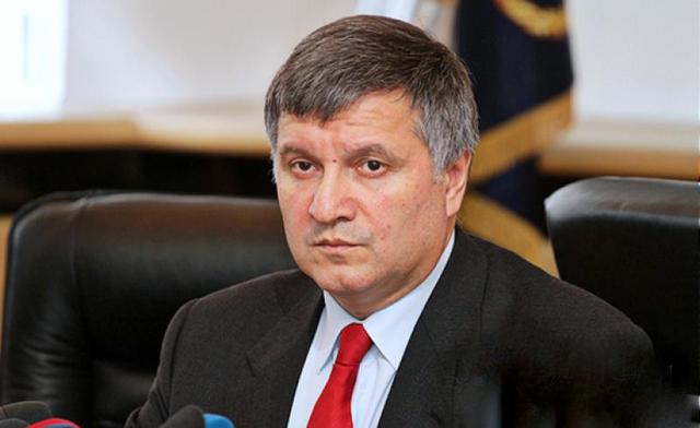 Аваков является теневыми Министром обороны - эксперты