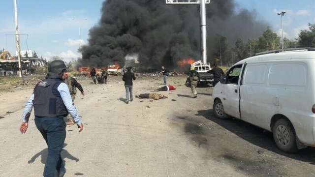 Взрыв автобусов в Алеппо: погибло минимум 100 человек