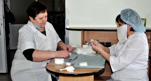 «Где гуманитарка из белых КамАЗов?». Больницы Донецка терпят бедствие